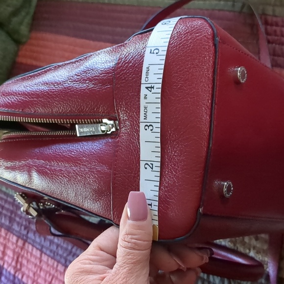 DANIER* lg red soft genuine leather crossbody multi pouch double zippered bag - Picture 15 of 17